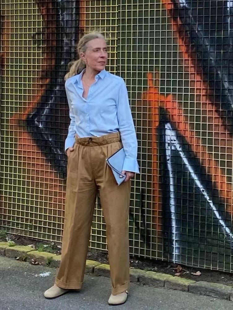 这几款单品清爽时尚减龄 (超潮的奶奶穿搭)