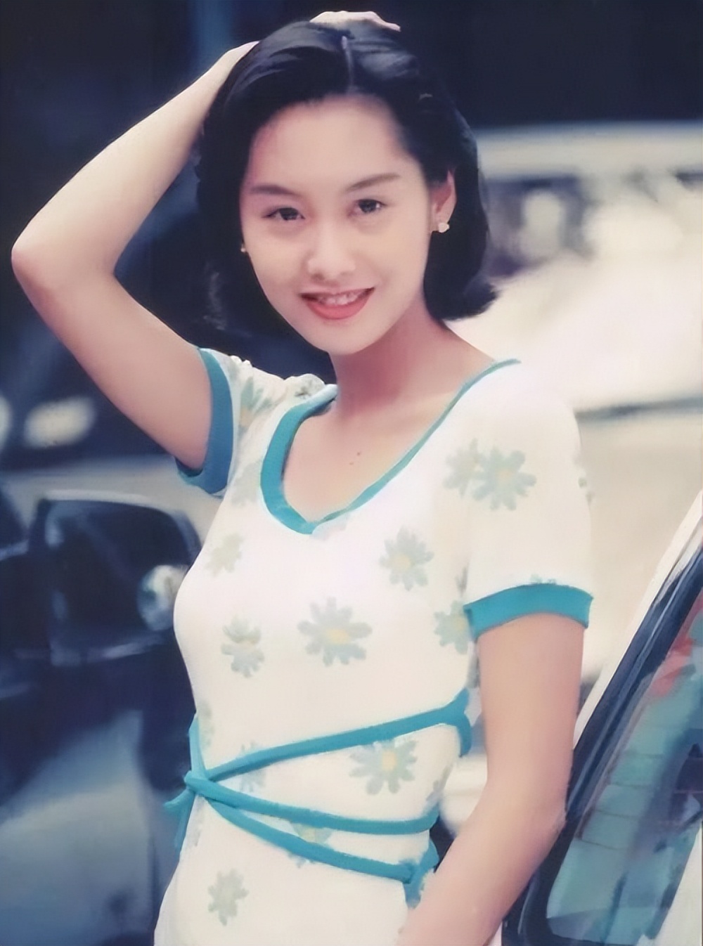 美女港星,港女明星朱茵视频