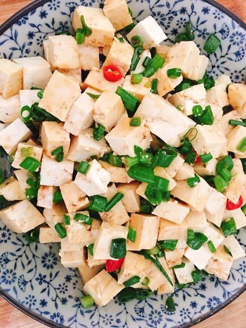 东北大酱和海天黄豆酱哪个好吃,东北大酱老式黄豆酱发酵做法