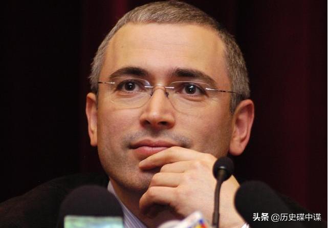 2009年普京帮工人视频 (普京奖励工厂工人的视频)