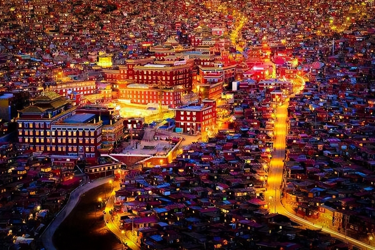 最大佛学院位于我国哪里,佛学院关闭怎么进去