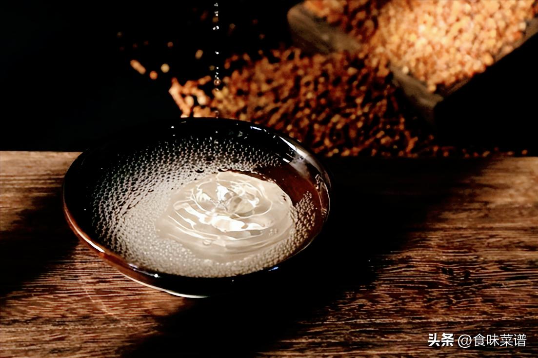 洋河经典名酒：海之蓝，天之蓝，梦之蓝有啥区别？到底哪个更好喝