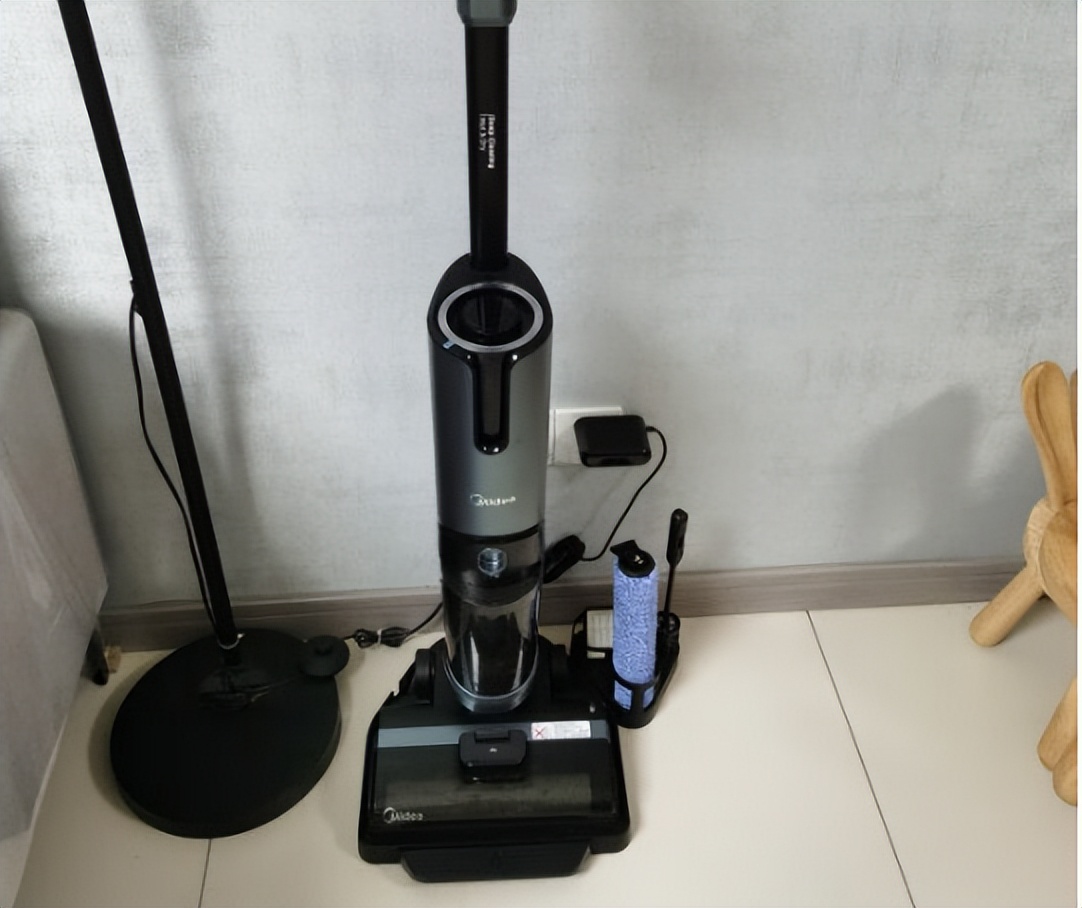 无线洗地机和智能洗地机哪个好,美的洗地机g7与小米洗地机2哪个好