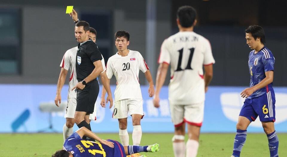 朝鲜男足对日本犯规集锦,朝鲜男足打人