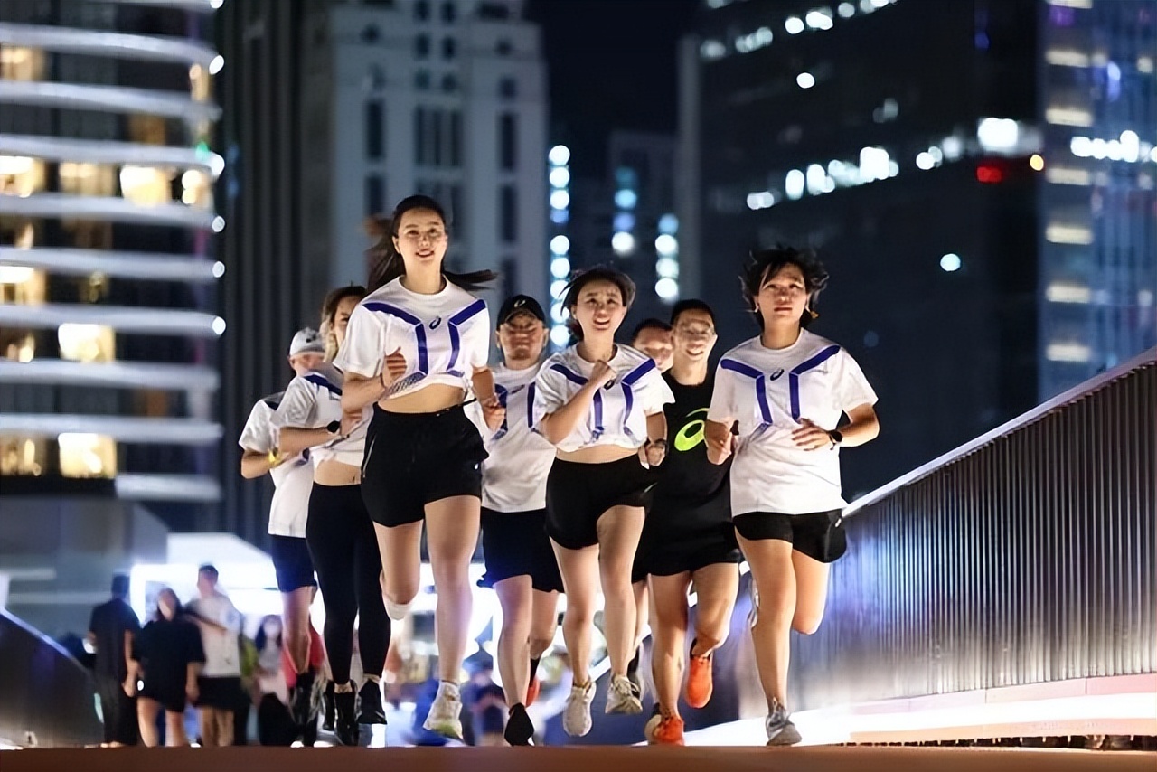 日本耐克跑鞋,日本耐克跑步鞋