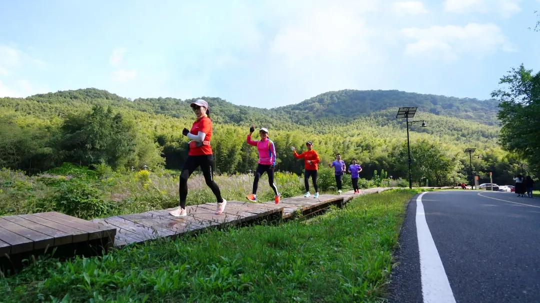 南京塑胶健身步道,10条南京最美步道