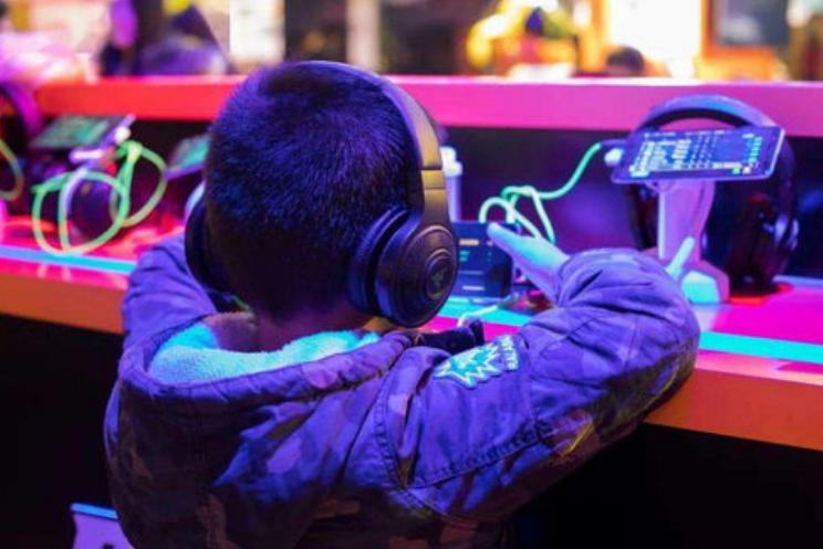 抖音网红年龄一直在变,抖音走红原因