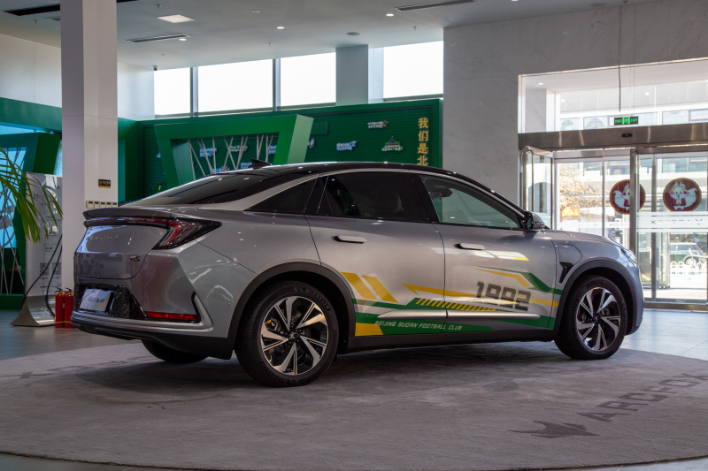 最便宜极狐阿尔法s推荐款,极狐阿尔法s黑色hi版