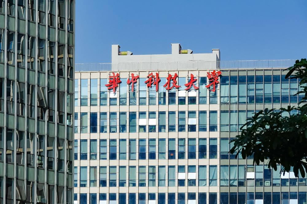 37个食堂五个地铁站口的大学,37个食堂五个地铁口的大学