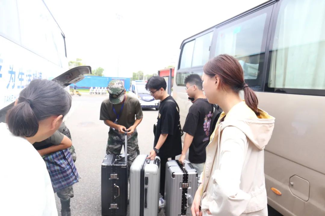 满“新”欢喜！长江职业学院喜迎2023新生！