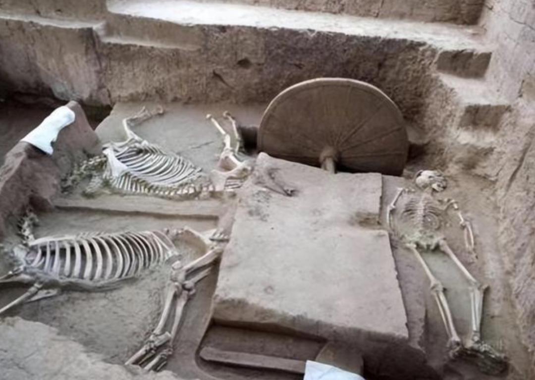 揭秘明朝残忍的活人殉葬,古代活人殉葬极其残忍