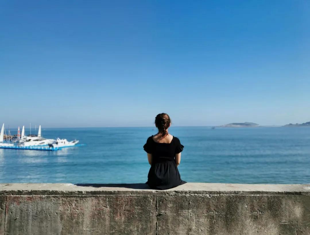 2021年最后1个月：如果你不想工作了，看看这3个人的朋友圈