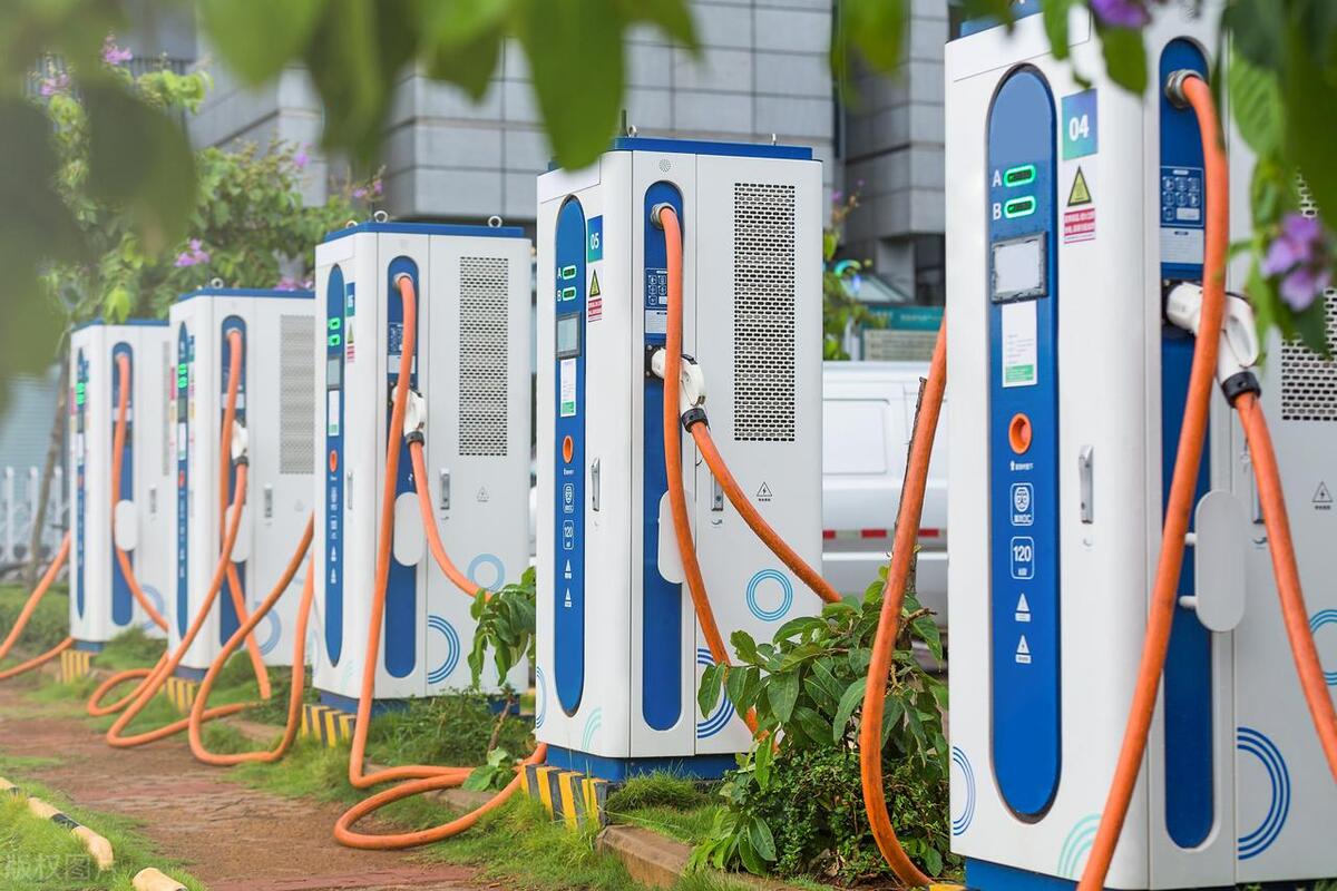 庞氏骗局算传销还是诈骗,庞氏骗局传销被骗的钱怎么处理的