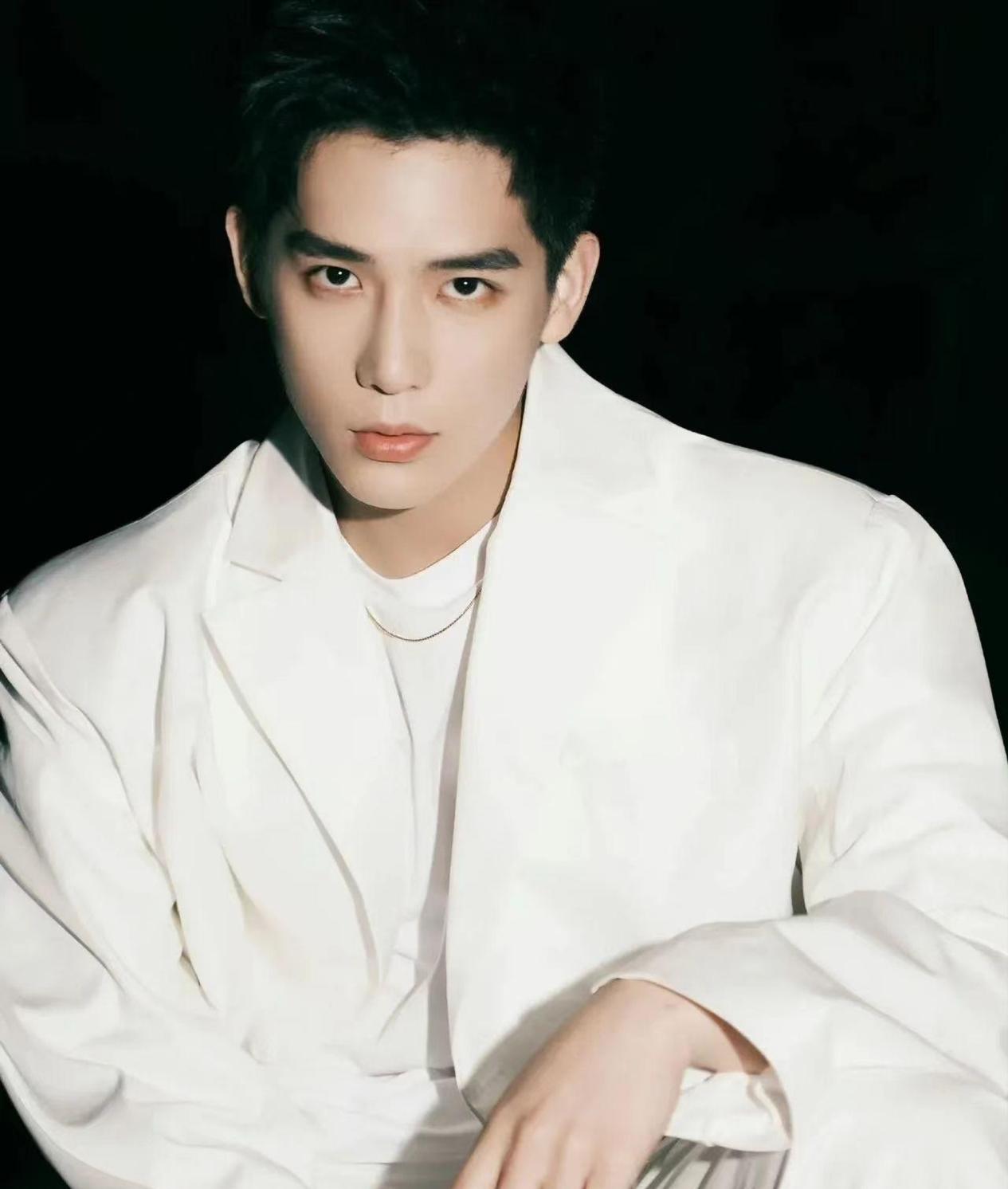 明星的家庭背景排名,明星pk实力