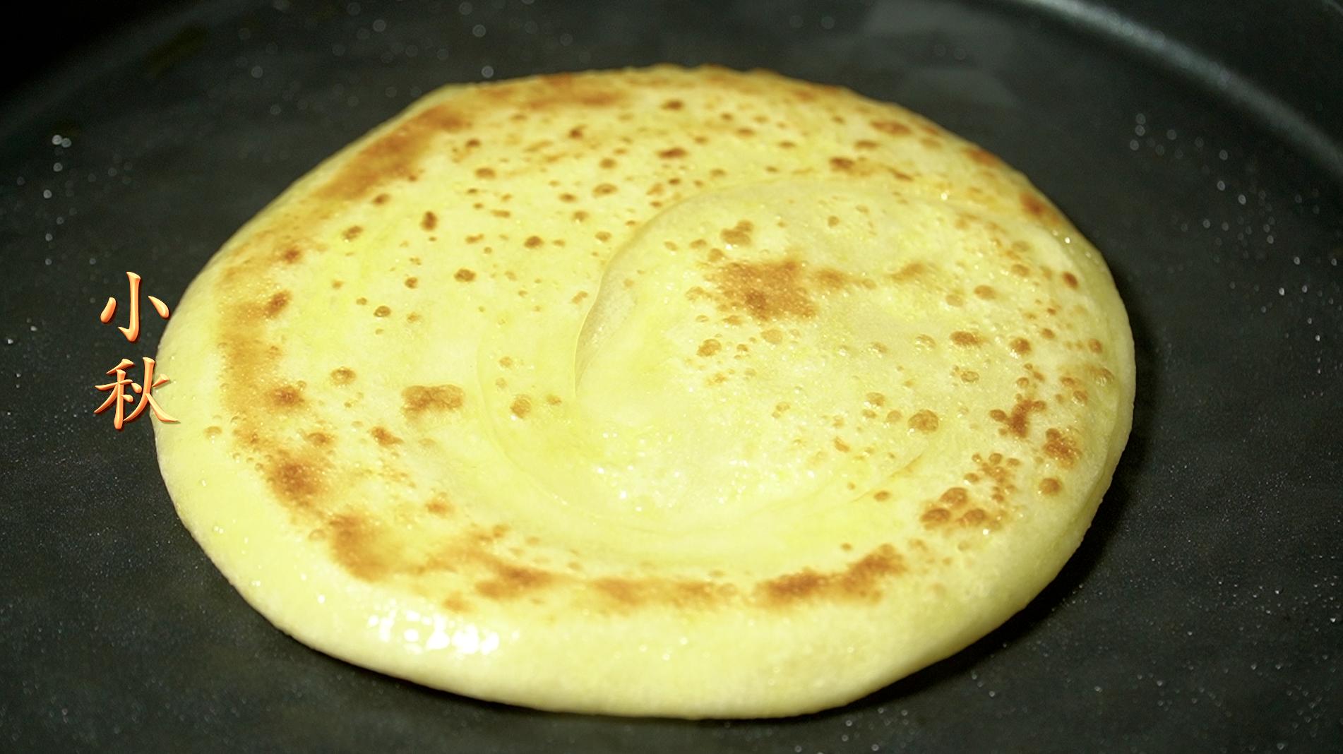 筋道油饼的家常做法,筋道的葱花油饼怎么做