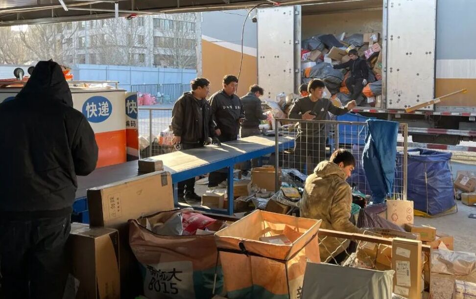 最美快递员云南,最美快递员视频