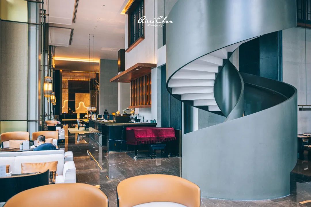 它是岭南花园的代表作，更是华南洲际的新旗舰