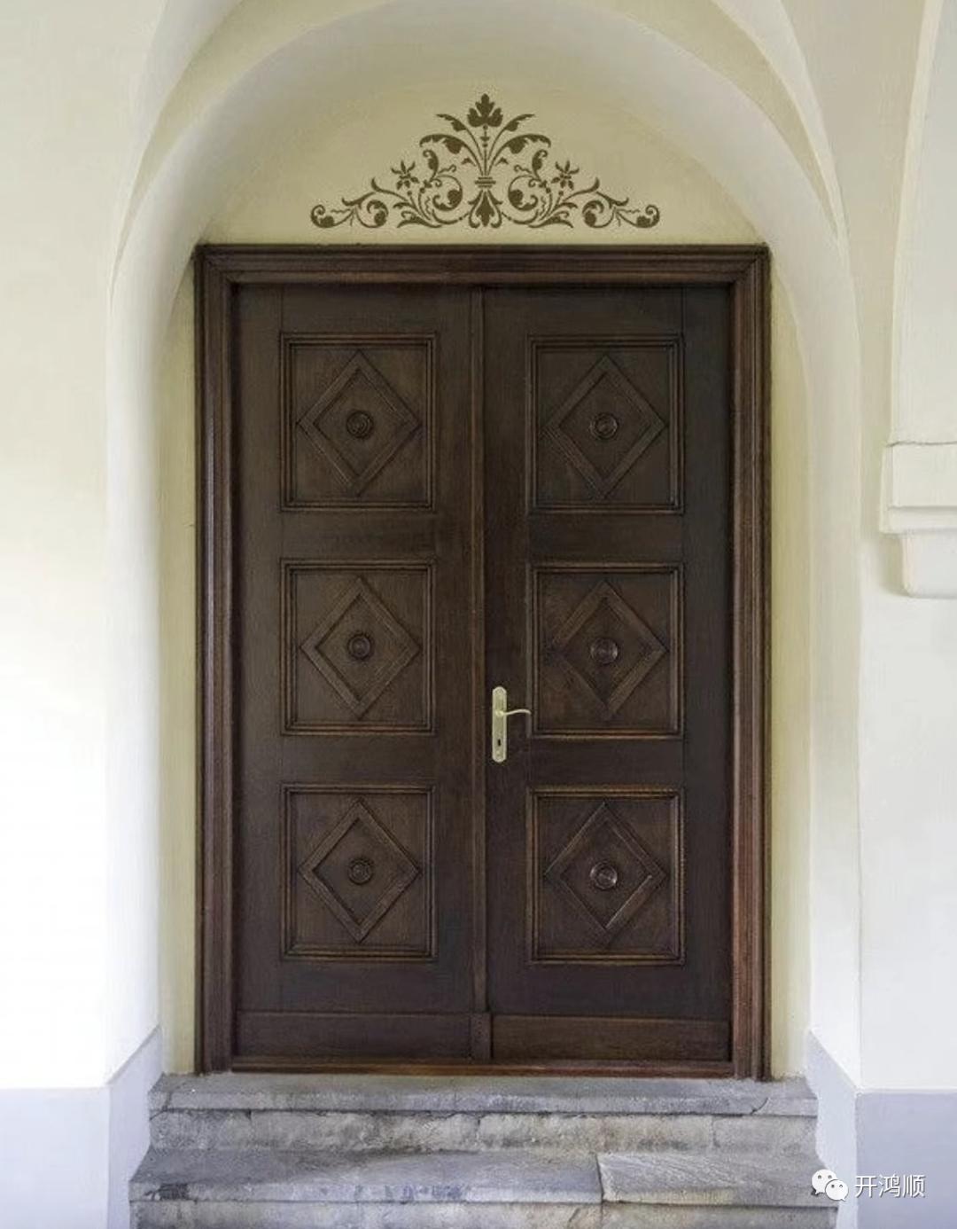 中式木门开放漆和封闭漆哪个好,纯色木门烤漆好还是免漆好
