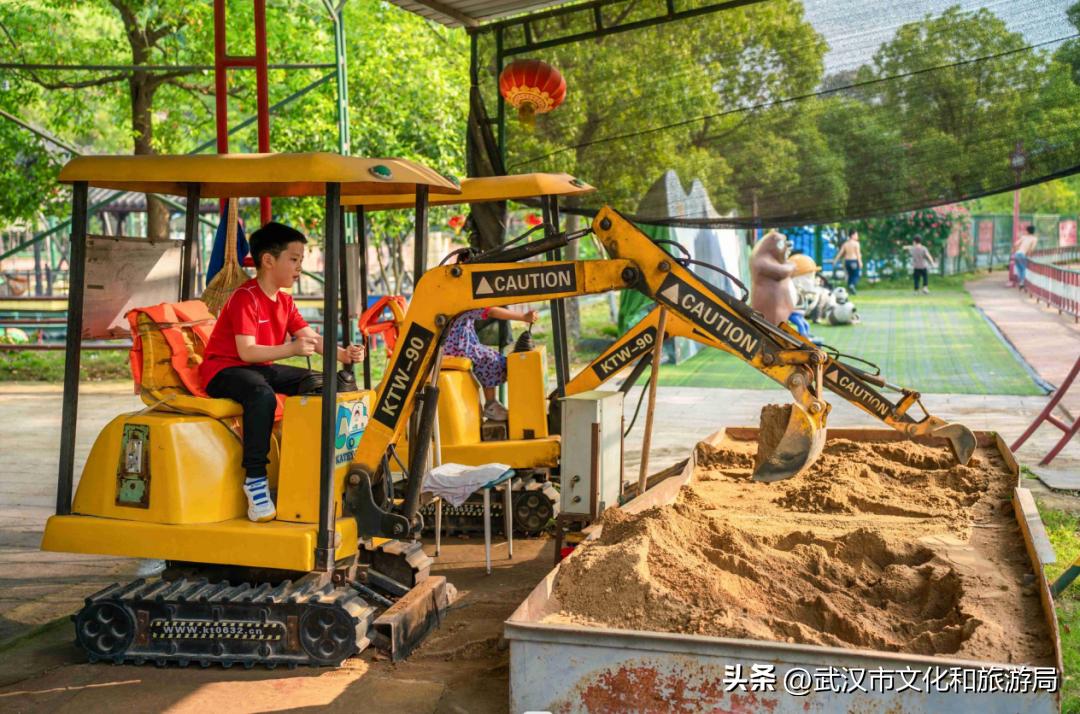 抓紧享受假期的尾巴,抓住假期小尾巴愉快的五一假期