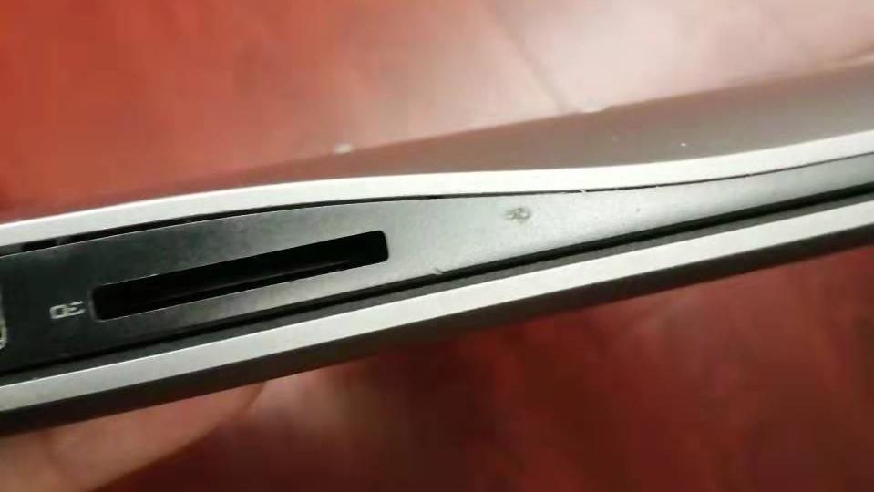 戴尔笔记本inspiron155567拆机,戴尔inspiron7520笔记本拆机图解