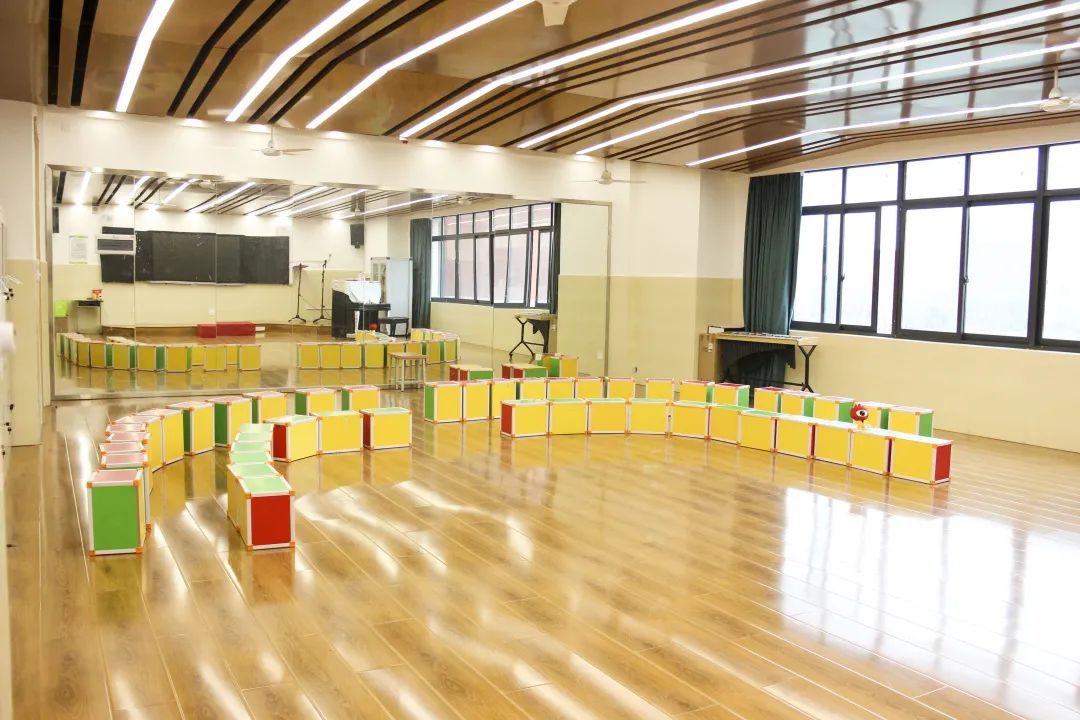 《做有温度的教育》简介,做有温度的教育事业