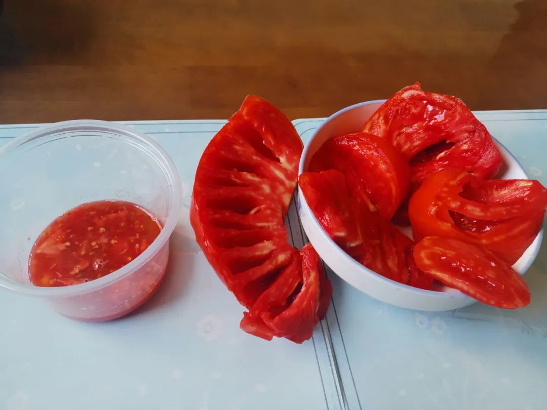 西红柿最近新消息,西红柿皮特别硬咋回事