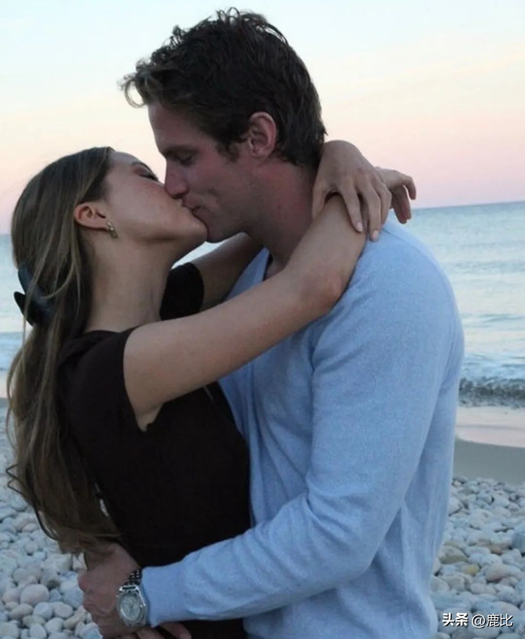 Y2K祖师奶戴文青木回宫！美丽依旧～