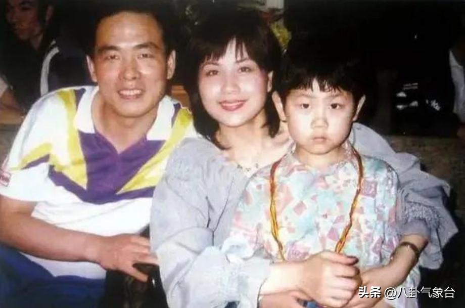 “国乒教父”蔡振华，与妻子相濡以沫37年，模范教练亏欠妻子太多