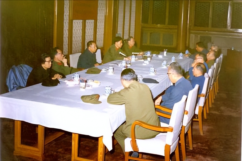 毛主席逝世后，中央紧急下令制造水晶棺，至今仍无人能复制