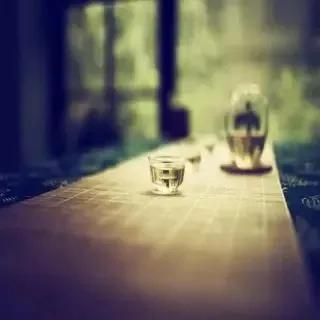 人间沧桑人走茶凉,道不尽世态炎凉诉不完一生沧桑