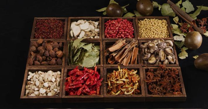 胡椒能用来发工资？古代欧洲用它刺激*欲情**？它到底有多珍贵