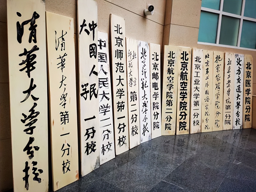 椋庡崕姝ｈ寕鍓嶇▼浼奸敠,椋庡崕姝ｈ寕鐩哥害涓や細