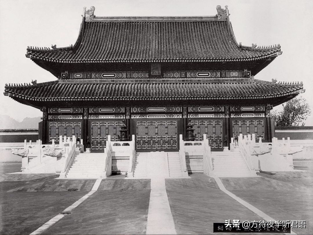 老照片90年代的故宫 (故宫老照片光影百年)