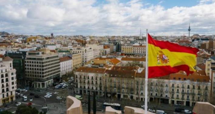 西班牙首相桑切斯正考虑辞职,西班牙首相桑切斯欢迎仪式