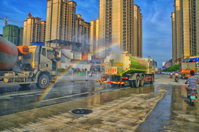 夏天的城市多一丝清凉吧,夏日清凉的城市