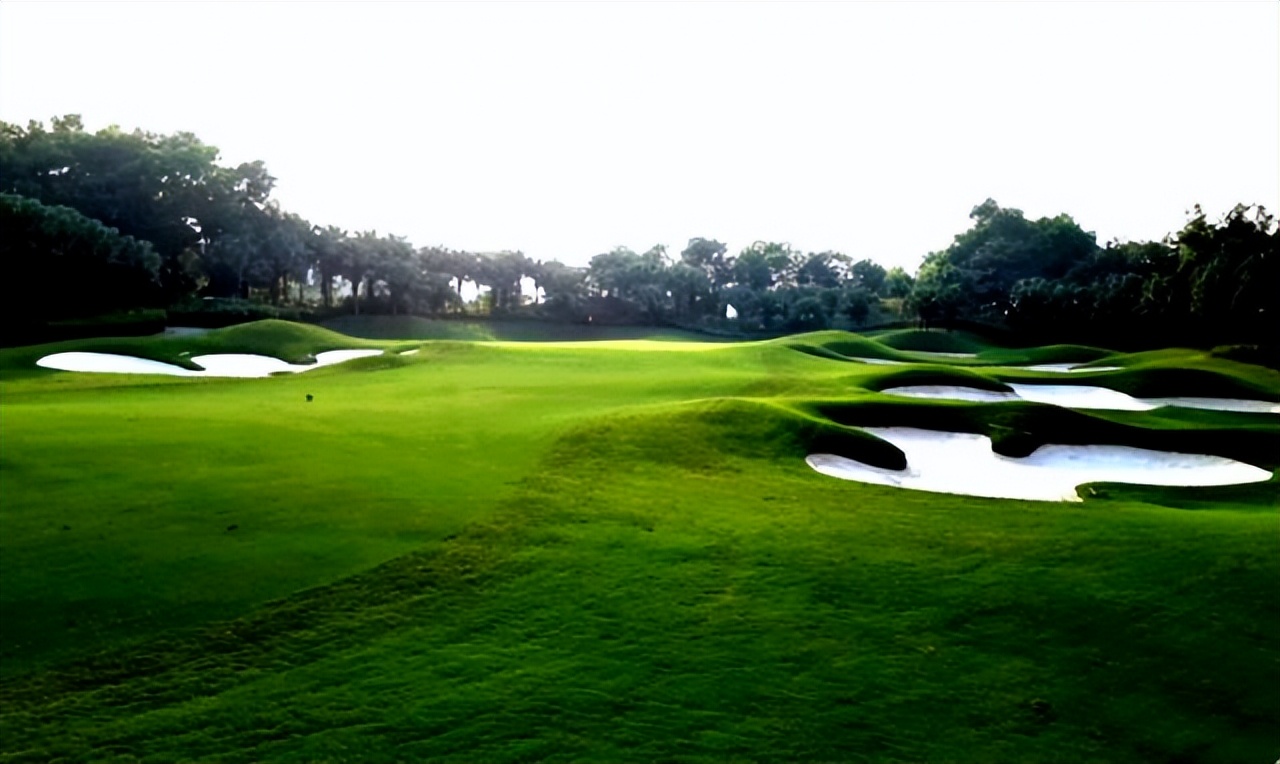 全世界最长的18洞高尔夫球场,24洞高尔夫球场