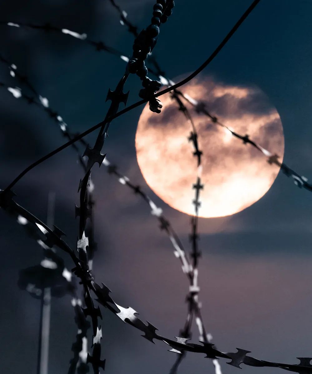 困在非洲监狱里的东北男人：父亲车祸母亲病重；妻子要求离婚；担心自己死在异国