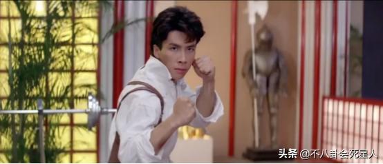 对双眼皮“下手”的明星：浮肿、宽大、失败返工，一个比一个狠