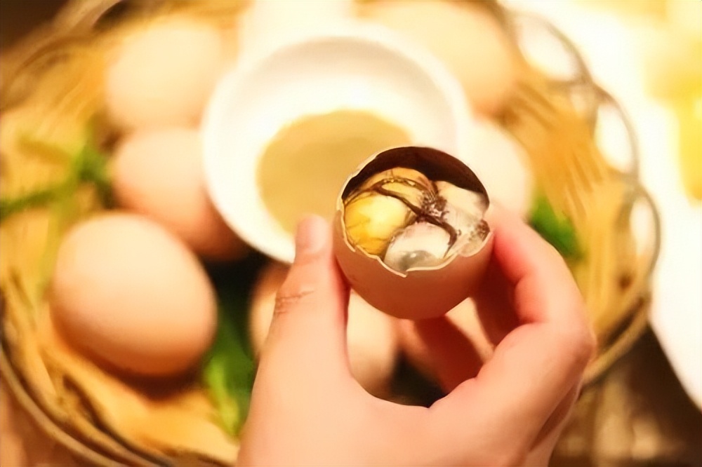 毛蛋活珠子正确吃法,活珠子毛蛋哪个最好吃