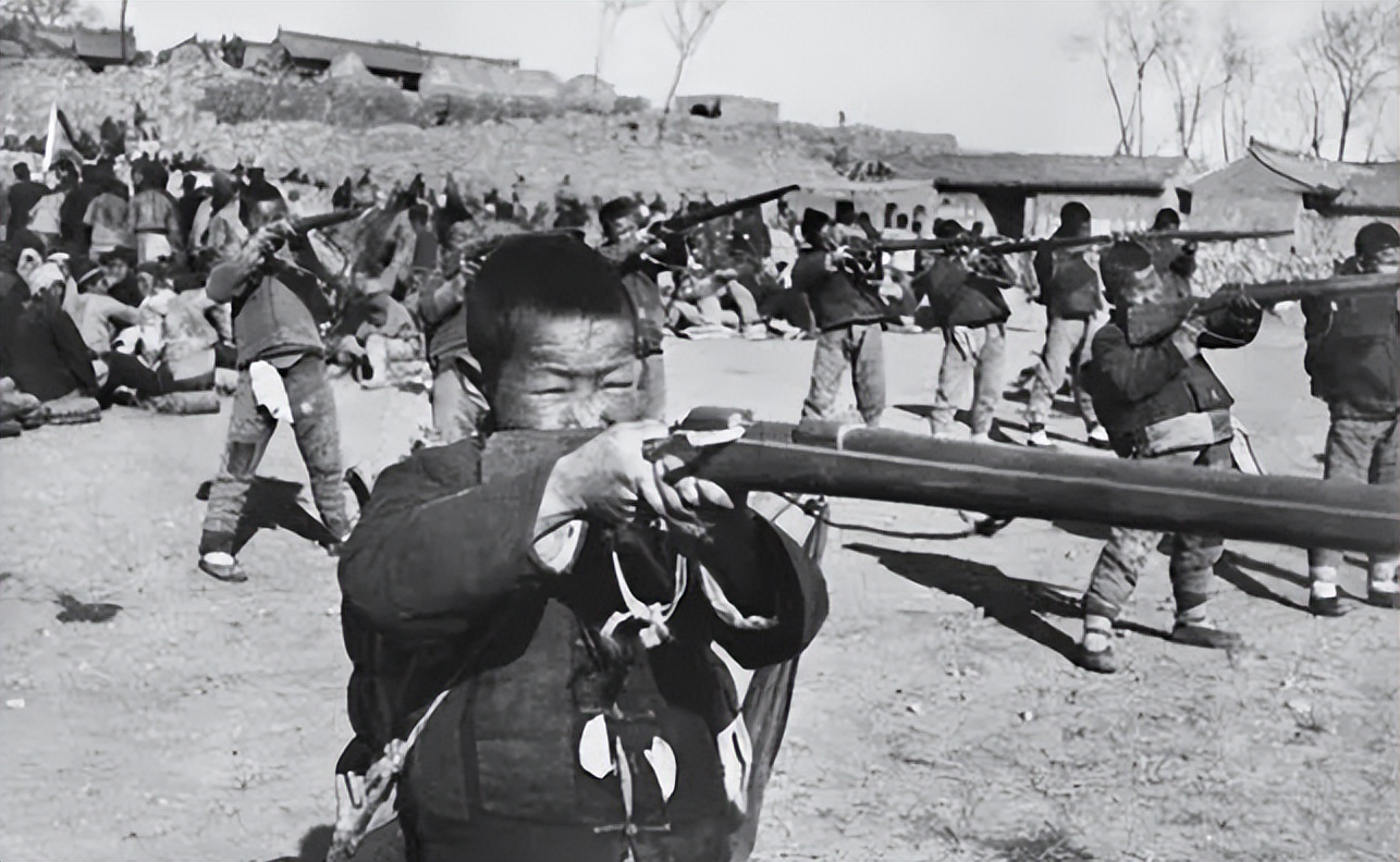 现实中的小兵张嘎视频,抗日英雄小兵张嘎故事视频