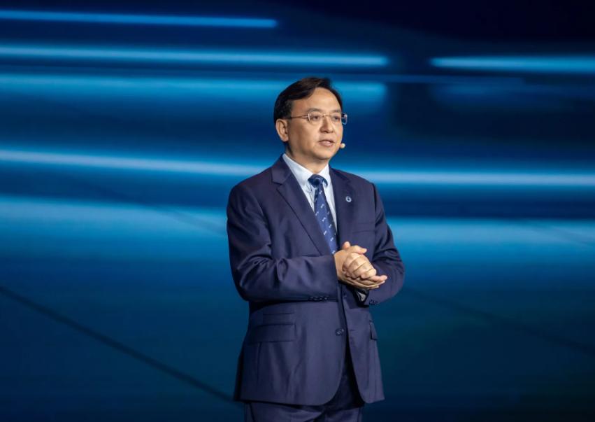 王传福靠嫂子卖嫁妆读书,比亚迪王传福谈自己家庭