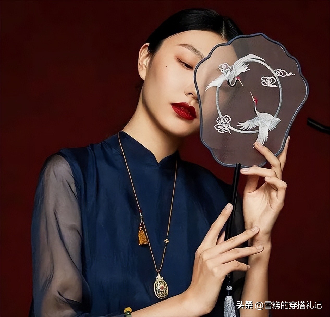 黄金首饰怎么佩戴不老气不俗气,如何戴黄金首饰才有气质