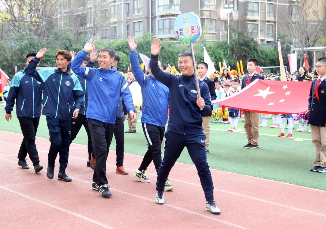 最热辣的校园足球联赛来了：大学南路小学2023年校园足球联赛激情开幕！