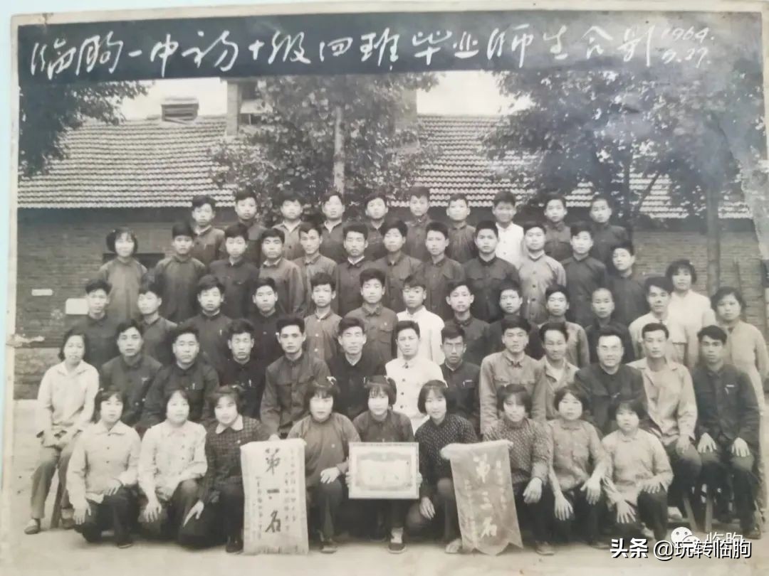 十年寒窗苦只为一刻甜,十年寒窗九载苦读