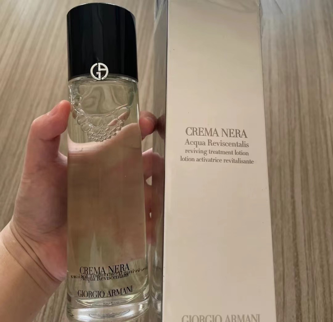 阿玛尼精华和赫莲娜精华哪个好用,阿玛尼精华系列