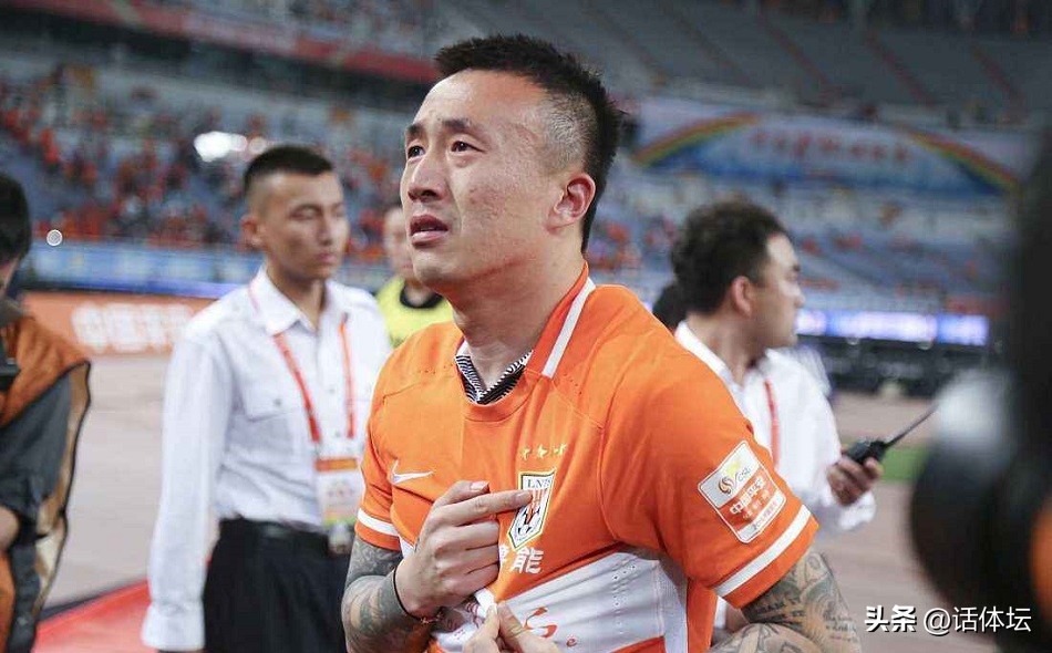 郜林退役天下足球,郜林退役中国足球的传奇告别