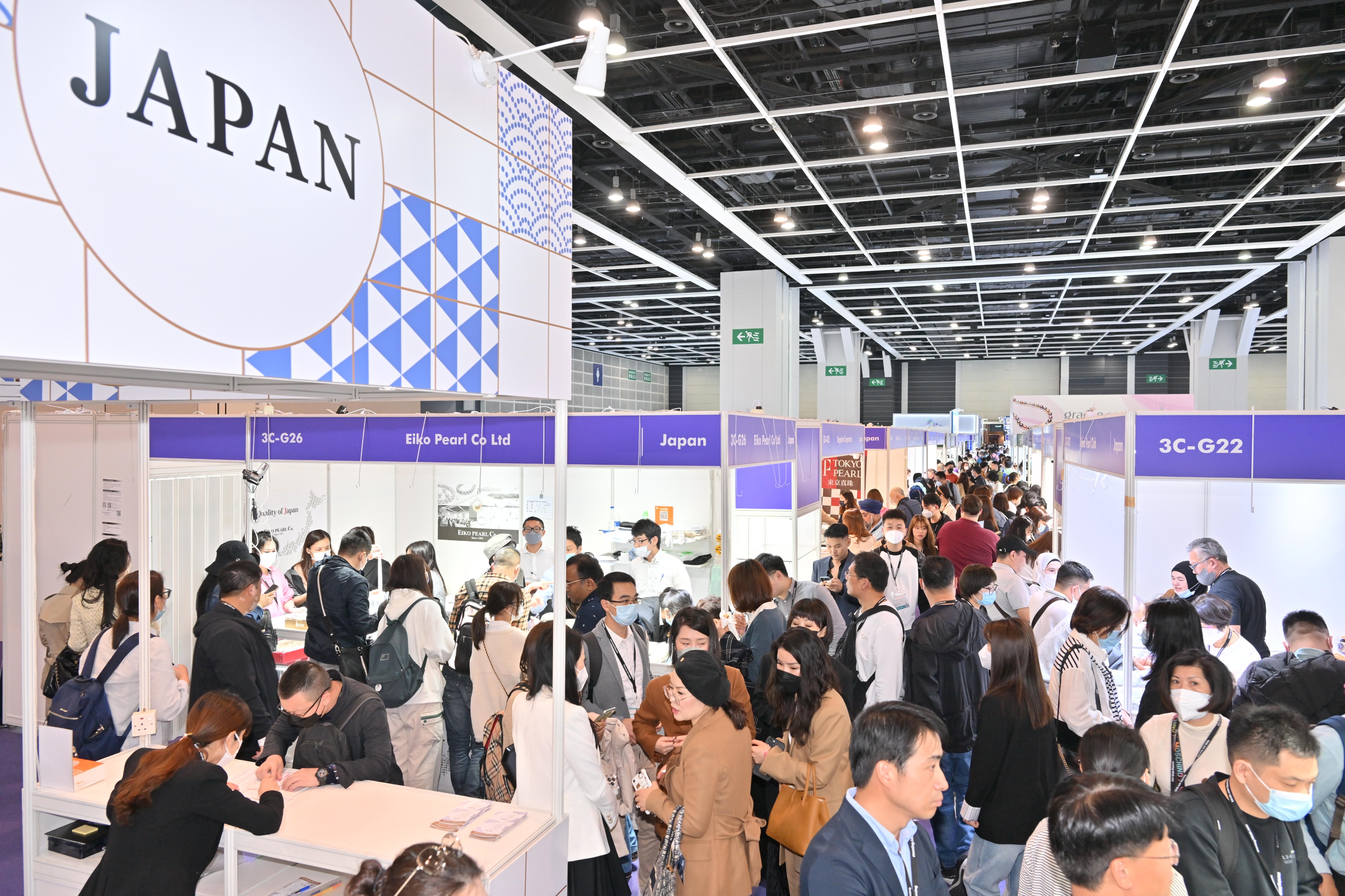 香港新闻香港珠宝展,香港珠宝双展人气旺