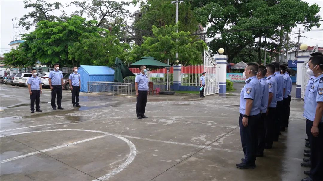 基层派出所召开公安工作会,考察枫桥式派出所创建工作