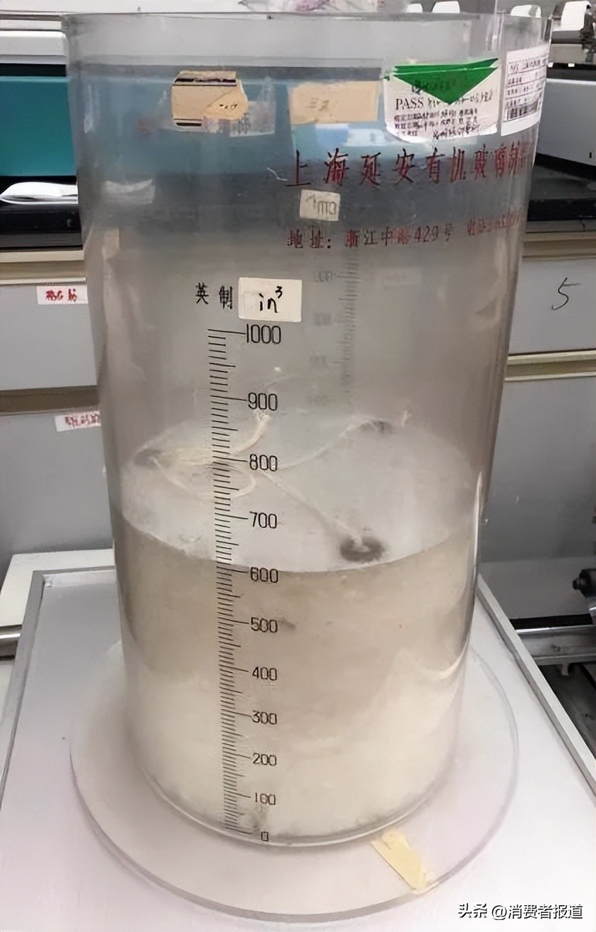 安踏冰甲羽绒服充绒量,四百左右充绒量高的安踏羽绒服