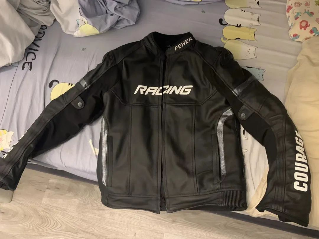 飞儿骑行服对比雷翅骑行服,飞儿黑金骑行服